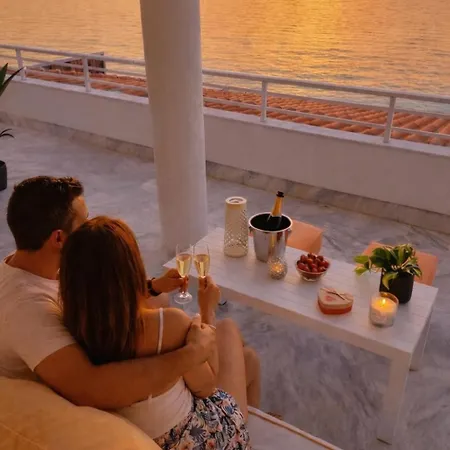 Nefeli Seaside Elegant Near The Lejlighed *