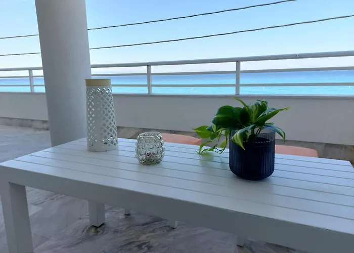 Nefeli Seaside Elegant Near The Lejlighed *