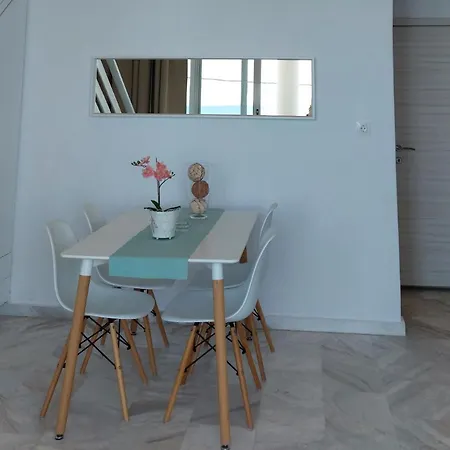 Nefeli Seaside Apartment Elegant Stay Near The Beach *