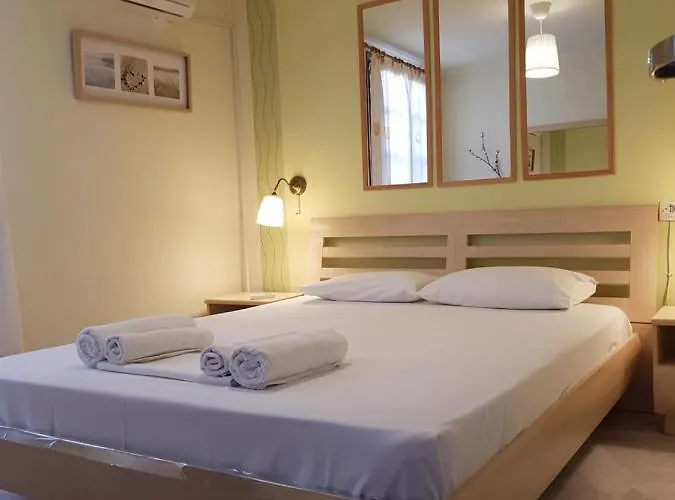 Nefeli Seaside Apartment Elegant Stay Near The Beach *