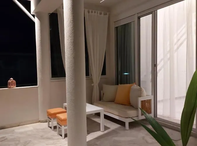 Nefeli Seaside Elegant Near The 아파트 폴리크로노