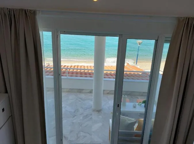 Daire Nefeli Seaside Elegant Near The *