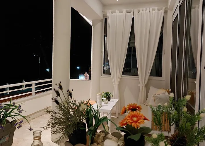 Nefeli Seaside Apartment Elegant Stay Near The Beach דירה פוליכרונו