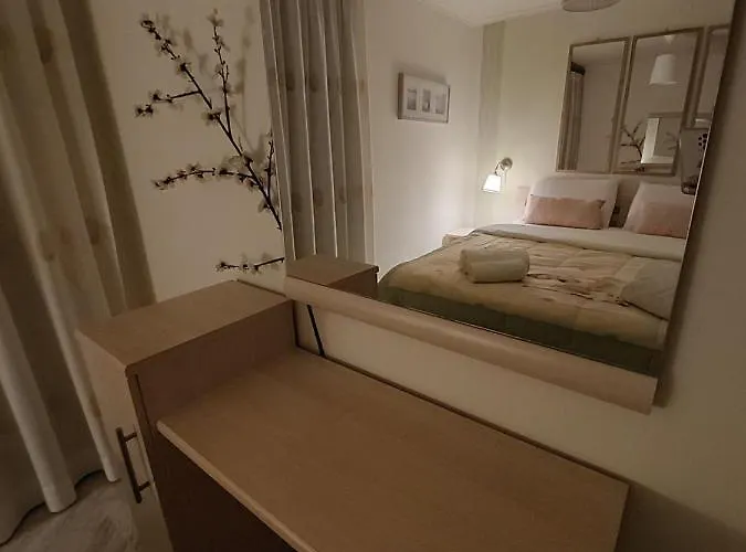 Nefeli Seaside Elegant Near The 아파트 *