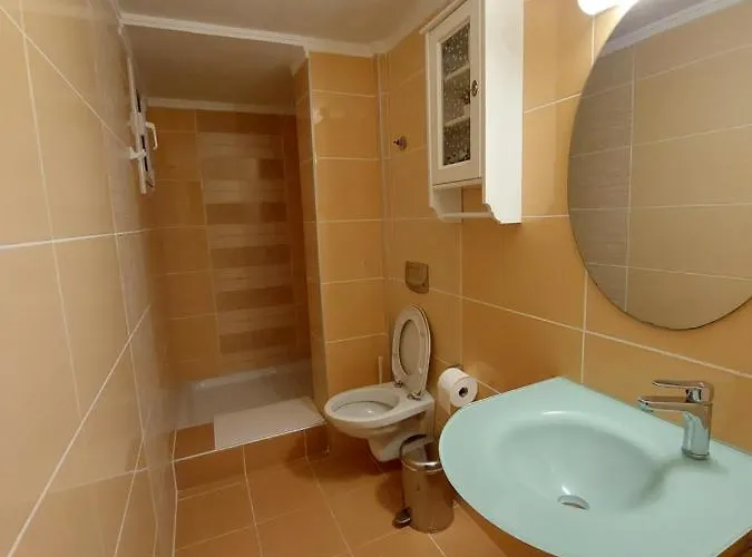 Nefeli Seaside Apartment Elegant Stay Near The Beach