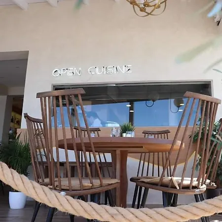 شقة Nefeli Seaside Elegant Near The